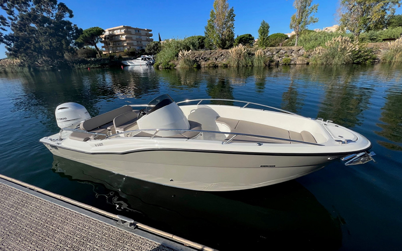 vente bateau cannes-zodiac antibes-bombard mandelieu la napoule-aka marine cannes la bocca-bateaux a vendre le cannet-reparation bateau vallauris-bateau d occasion mougins-bateau theoule sur mer