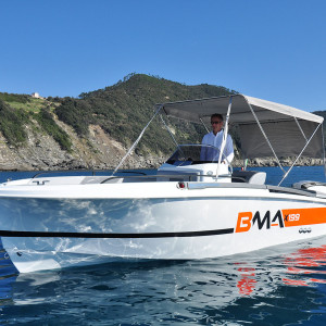vente bateau cannes-zodiac antibes-bombard mandelieu la napoule-aka marine cannes la bocca-bateaux a vendre le cannet-reparation bateau vallauris-bateau d occasion mougins-bateau theoule sur mer